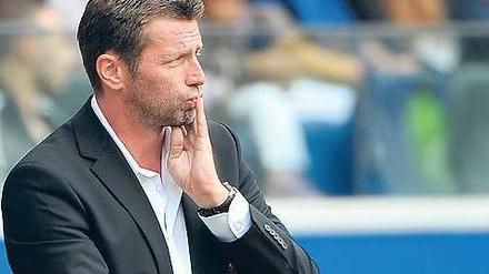 Der Blick geht nach Berlin. Michael Skibbe ist derzeit Trainer in der Türkei. Er soll am 1. Januar bei Hertha übernehmen, weil Markus Babbel wohl nicht verlängern will. 