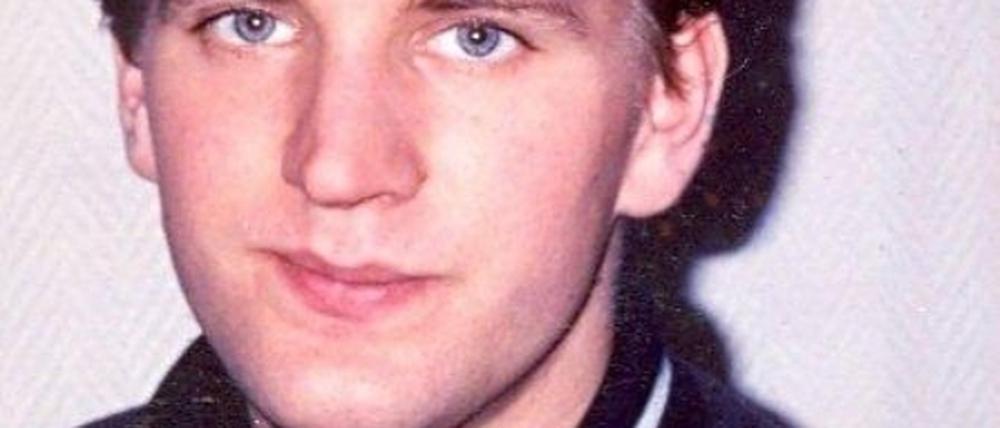 Die Polizei bittet um Mithilfe bei der Suche nach Dennis Berth.