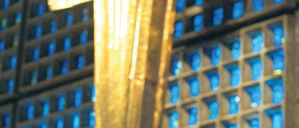 Herr und Hirte. Bischof Markus Dröge predigt beim Festgottesdienst in der Gedächtniskirche über Schönheit und Bedeutung des 1961 von Egon Eiermann errichteten Baus.Foto: dpa