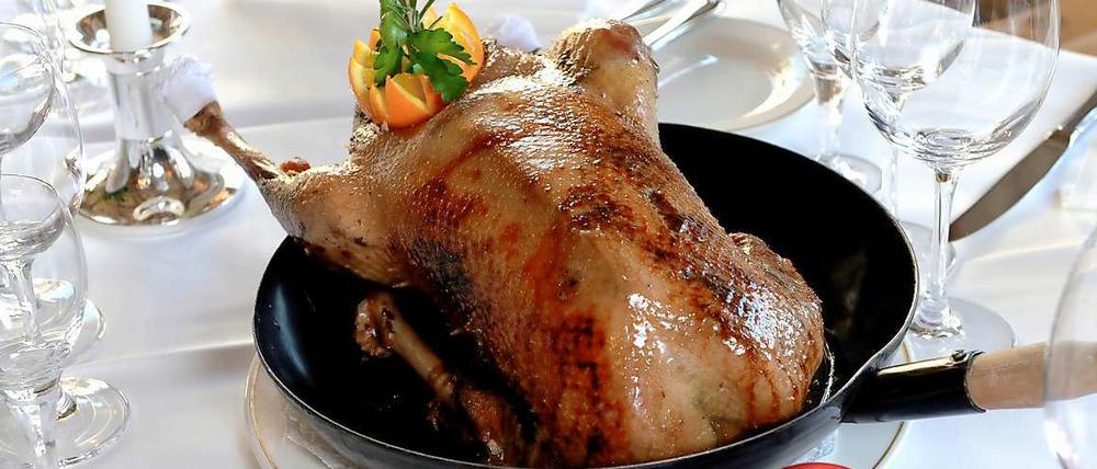 Erst reingestopft, dann (hoffentlich) abtrainiert: Der Gänsebraten.