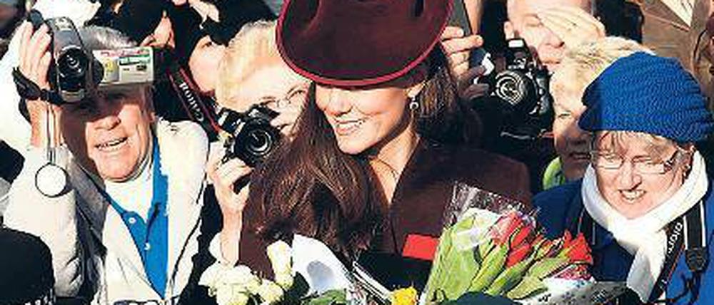 Trendsetterin. Zum öffentlichen Auftritt von Catherine, Herzogin von Cambridge, gehört das Kleidungsstück unbedingt dazu. Foto: Reuters