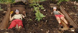 „Die bei #ibes müssen sich auch immer krankere Sachen ausdenken": Rocco Stark und Kim Debkowski absolvieren die Dschungelprüfung.