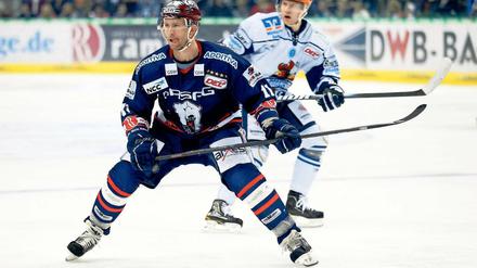 Bodenständig, einmalig, erfolgreich. SymbolfigurSven Felski hat die Entwicklung der Eisbären vom chancenlosen Klub hin zum Serienmeister mitgeprägt.