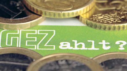 Die Rundfunkgebühr geht, der Rundfunkbeitrag kommt. Darüber freuen sich die öffentlich-rechtlichen Sender am meisten. 
