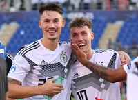 Brust raus. Stefan Kuntz hat die deutsche U21 von Erfolg zu Erfolg geführt. Seine Art kommt bei den hochtalentierten Spielern gut an.