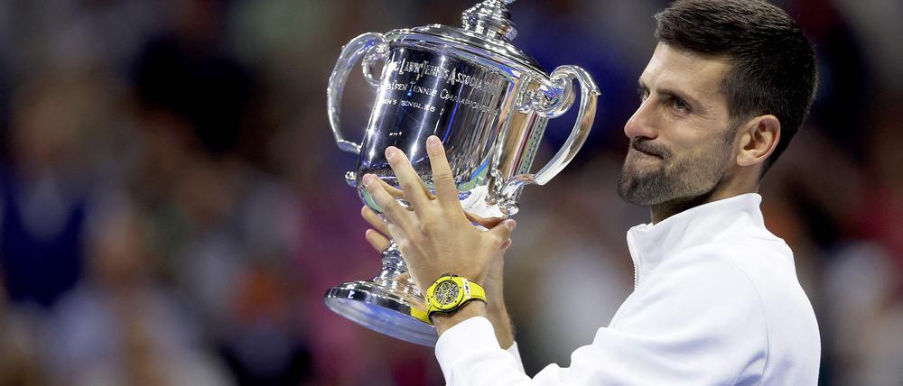 Novak Djokovic ist wieder die Nummer eins der Tenniswelt.