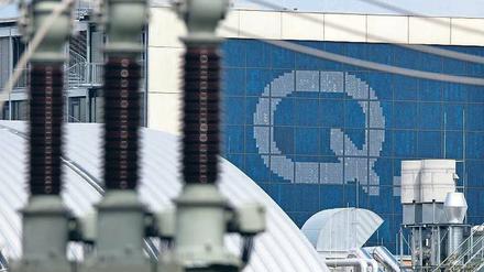 Hochspannung. Bei Q-Cells, dem einst größten Solarzellenhersteller der Welt aus Bitterfeld-Wolfen, hat der Überlebenskampf einen Höhepunkt erreicht. 