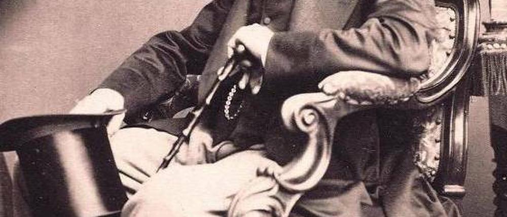 Charles Dickens, um 1865.