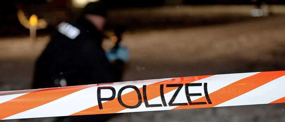 Das Gelände an der Stauffenbergstrasse in Henningsdorf ist abgesperrt.
