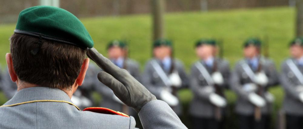 Eine Armee rein nach Kassenlage ist nur bedingt einsatzbereit. 