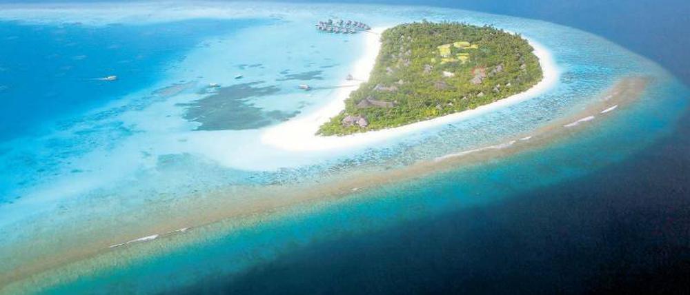 Kleines Eiland im großen Meer. In einer knappen halben Stunde hat man Dhuni Kolhu zu Fuß umrundet. Und trifft oft keinen Menschen unterwegs.