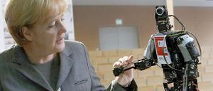 Im Zukunftsdialog der Regierung mit den Bürgern ging es bisher vor allem um den Bildungsföderalismus. Wie die Bürger zu Robotern stehen, ist unbekannt.