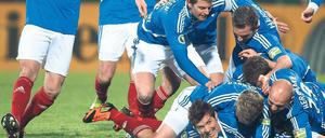 Jubeln sie wieder? Holstein Kiel besiegte im Pokal zuletzt den FSV Mainz 05. 