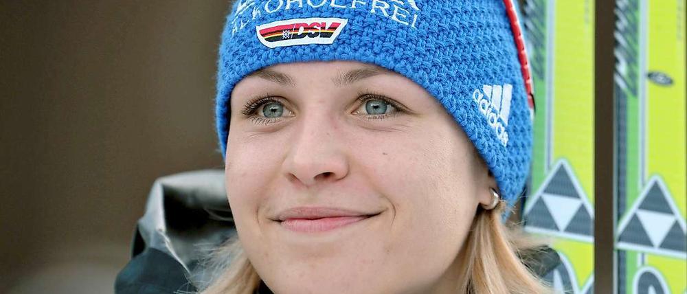Magdalena Neuner muss noch rund einen Monat durchhalten.