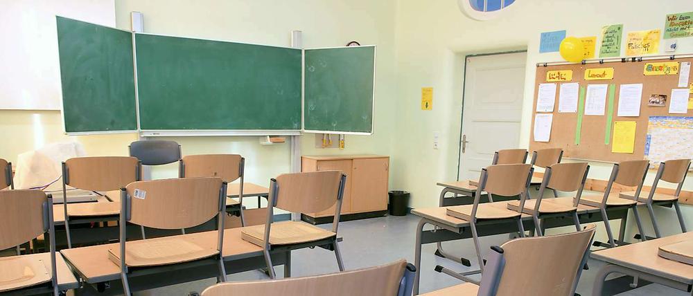 Weil zahlreichen Siebtklässlern das Scheitern droht, fordern Parteien und Schulleiterverbände einen Numerus Clausus für weiterführende Schulen.