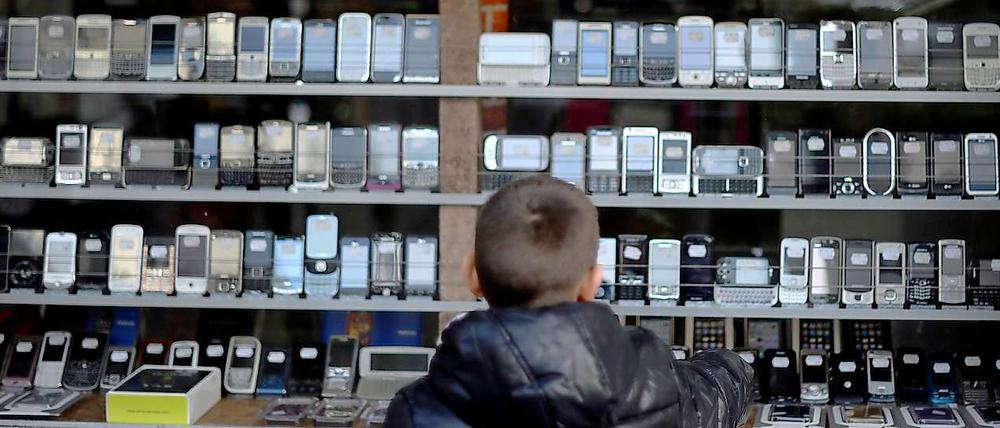 Berliner Ermittler greifen zunehmend auf Handydaten zurück.