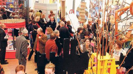 Aus glanzvollen Tagen. Die Vernissage von Agathe Snows „All Access World“ im Januar 2011