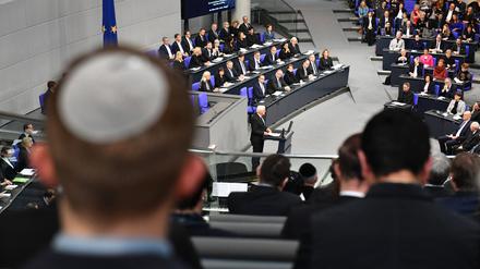 Frank-Walter Steinmeier hält eine Rede bei einer Gedenkstunde im Bundestag für die Opfer der NS-Verfolgung, 2020.