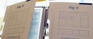 Die Jobcenter verschicken immer mehr Bescheide über Sanktionen bei Verstößen.