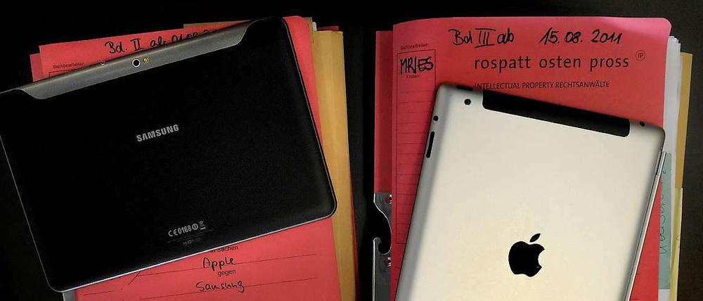 Rechtsstreit zwischen Apple und Samsung. 