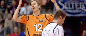 Der Berliner Paul Carroll ärgert sich über einen misslungenen Angriff.