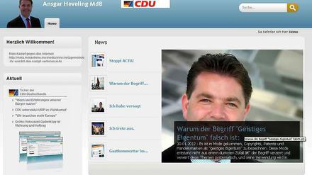 Gehackt. Kurz nach seinem Brief an die "Netzgemeinde" platzieren Aktivisten eine gefälschte Meldung auf der Internetseite des CDU-Bundestagsabgeordneten Ansgar Heveling.
