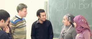 Man sieht sich in Berlin. Die Gruppe von der Cairo University (CU) zu Gast an der FU.