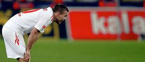 Was führt er im Schilde? Kölns Stürmer Lukas Podolski.