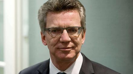 Verteidigungsminister De Maizière will einen Ehrentag für Bundeswehr-Veteranen einführen.
