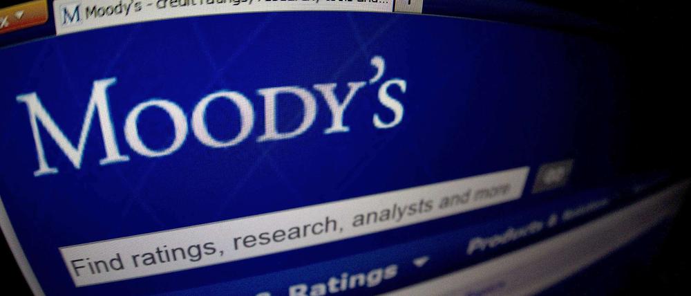 Die Ratingagentur Moody's stuft die Bonität mehrerer Euro-Länder herab.