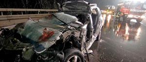 Der schwere Unfall ereignete sich auf der A57 bei Dormagen in Nordrhein-Westfalen. 