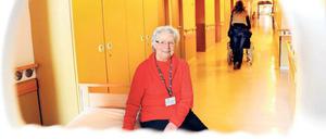 Karola Wunderlich, 69, war mal Krankenschwester - und nimmt sich viel Zeit für Patienten.