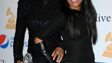 Bobbi Kristina Brown mit ihrer Mutter Whitney Houston vor einem Jahr.