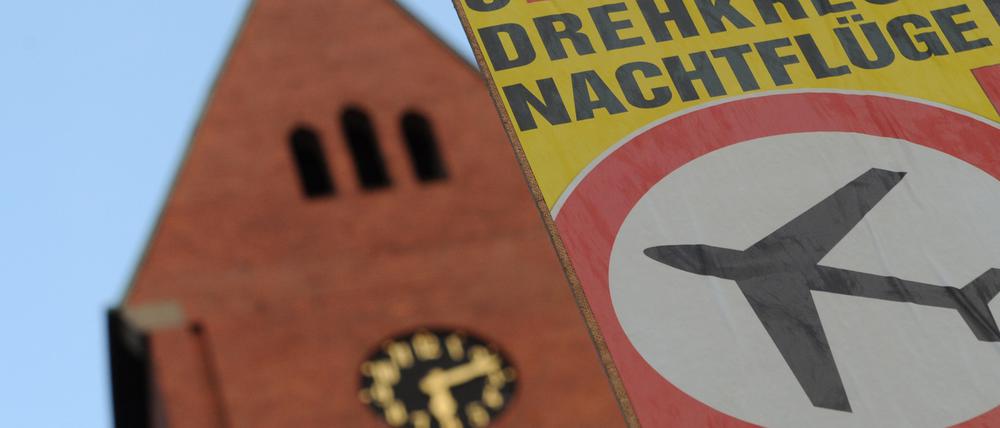 Ganz glich ob Kirchturmglocke oder Nachtflugverkehr – Die Beschallung geht auf die Ohren.