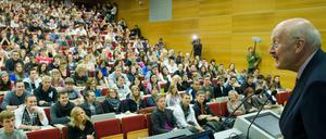 Deutschlands Professoren können mit höherer Besoldung rechnen.