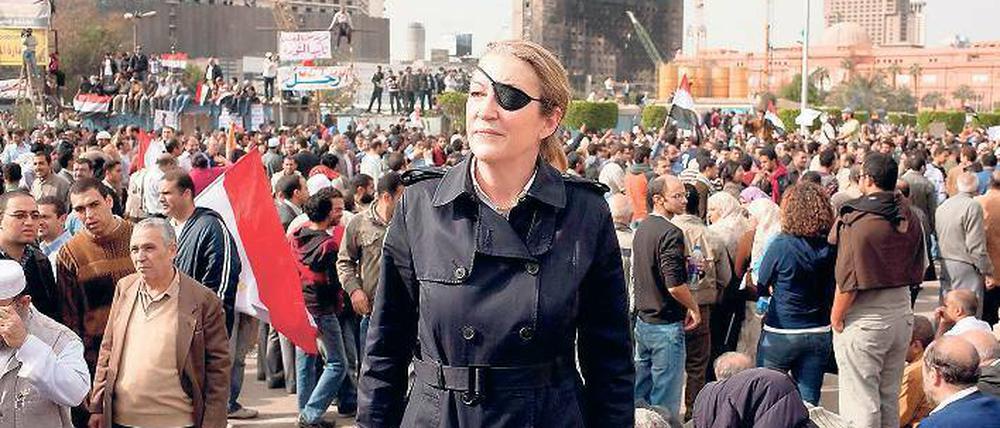 Im Herzen der Revolution. Die in der syrischen Stadt Homs getötete Reporterin Marie Colvin berichtete auch vom Tahrir-Platz in Kairo während der Arabellion in Ägypten. Foto: dpa
