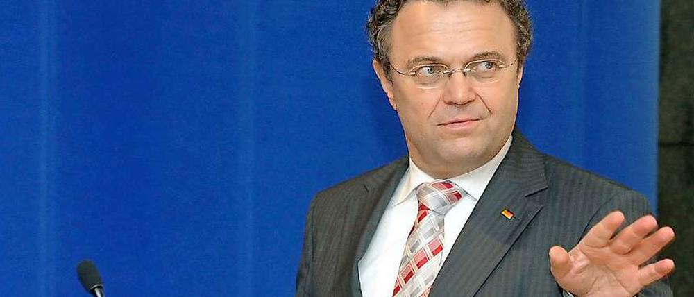 Welches Ziel verfolgt Bundesinnenminister Friedrich mit seiner Kritik an Migranten?