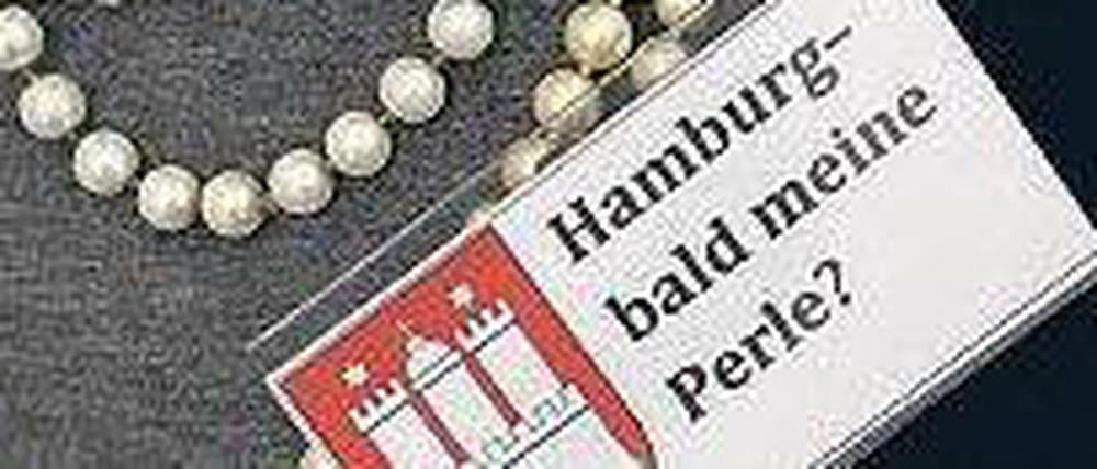 Schmuck. Mit diesem Sticker signalisieren Berliner Lehrerinnen ihre Abwanderungsbereitschaft. 