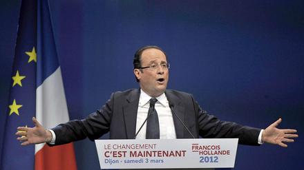 Sollte Angela Merkel François Hollande im Wahlkampf unterstützen? Oder sollte sie ehrlich sein?
