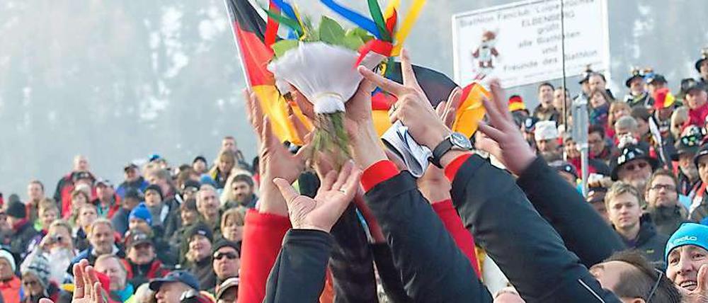 Bunte Mischung. In der Chiemgau Arena tummelten sich an den ersten beiden Wettkampftagen insgesamt 56 000 Zuschauer.