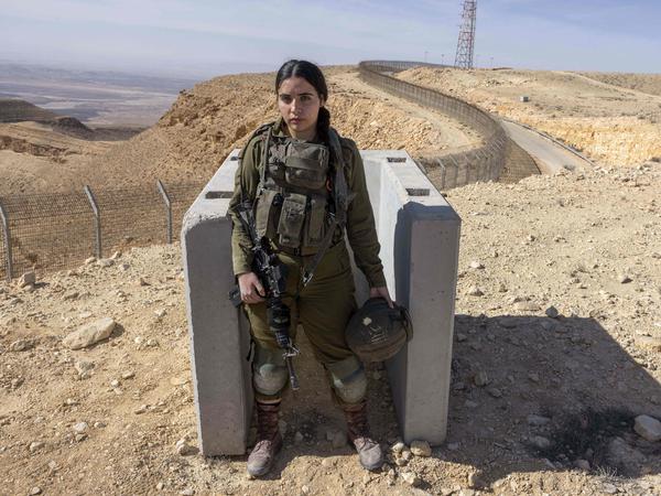 Por primera vez, las mujeres luchan en el ejército israelí en la Franja de Gaza