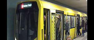 Das Filmen und Fotografieren der U-Bahn gefällt nicht jedem.