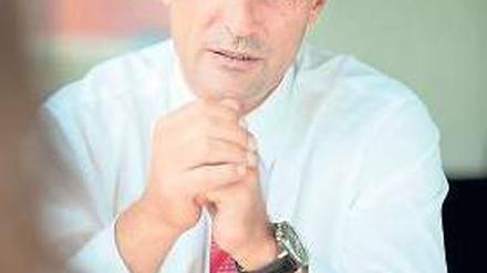 Der Schweizer Peter Fankhauser könnte in wenigen Wochen zum Chef der Londoner Konzernzentrale berufen werden.