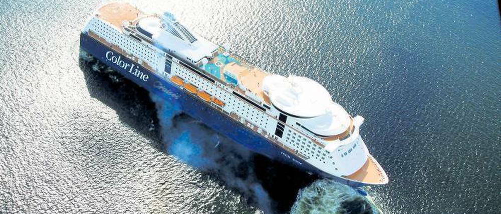 Flott unterwegs. Die Fähre „Color Line“ startet täglich um 14 Uhr in Kiel, um anderntags um 10 Uhr in Oslo festzumachen. Foto: picture-alliance/dpa