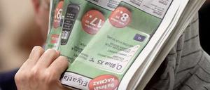 Hussam S. verbirgt sein Gesicht vor Gericht. Der Syrer soll terroristische Vereinigungen unterstützt haben.