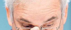Das war nicht einfach, sagt Eon-Chef Tyssen über das Fukushima-Jahr 2011. Wegen Sonderabschreibungen auf AKW gab es einen Milliardenverlust. Foto: dpa