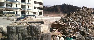 Das alte Rathaus in Rikuzentakata. Nur wer es aufs Dach schaffte, hat überlebt.