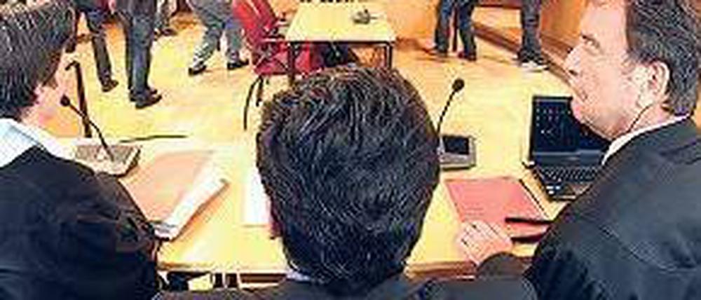 Prozessauftakt. Ahmad S. vor dem Gericht in Koblenz. Foto: dapd