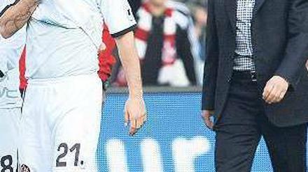 Hinterhergelaufen. Auch mit dem neuen Trainer Krassimir Balakow hält der Abwärtstrend des 1. FC Kaiserslautern an.