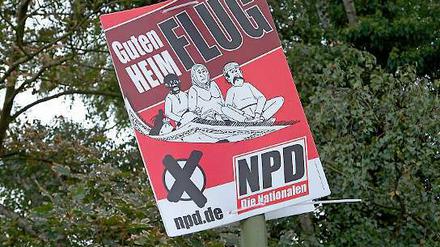 "Wer soll in die Gesellschaft integriert werden, wenn nicht die Menschen, die sich mit dem NPD-Programm offen oder latent identifizieren?"